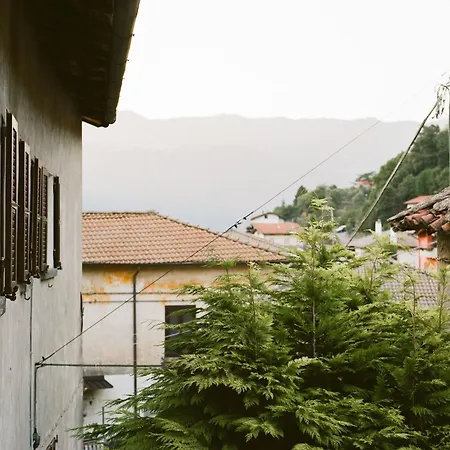 Dom wakacyjny Il Cortile Di Nesso